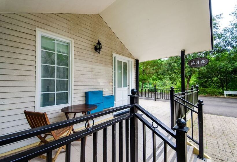 هتل Butchard Villas