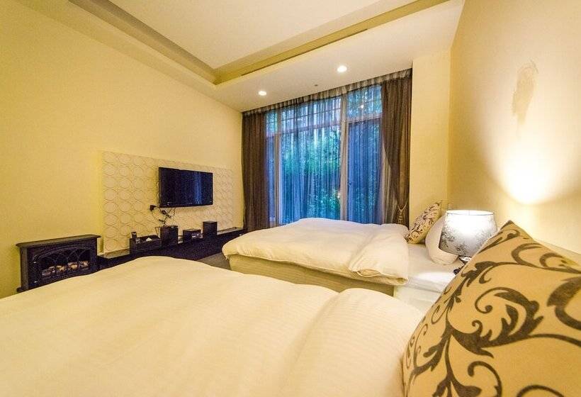 هتل Butchard Villas