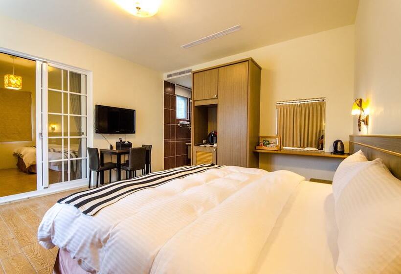 هتل Butchard Villas