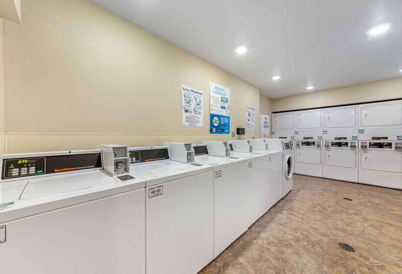 בית מלון כפרי Extended Stay America Select Suites  Fort Lauderdale  Airport  West