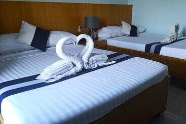 هتل Regatta Residence