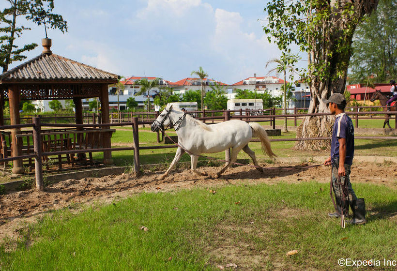 هتل روستایی Punggol Ranch Resort