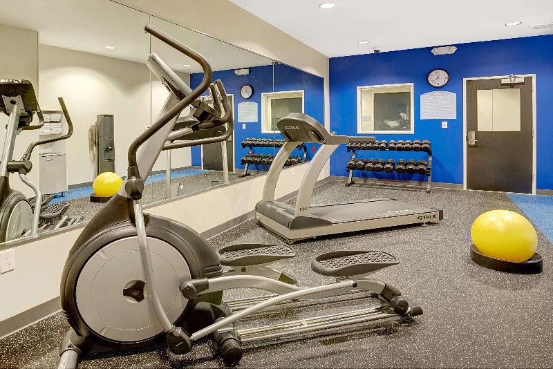 Microtel Inn & Suites By Wyndham Philadelphia Airport Ridley Park