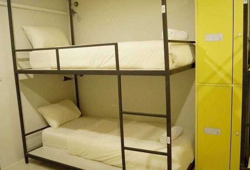 Sunny Hostel Chiangmai @tha Pae