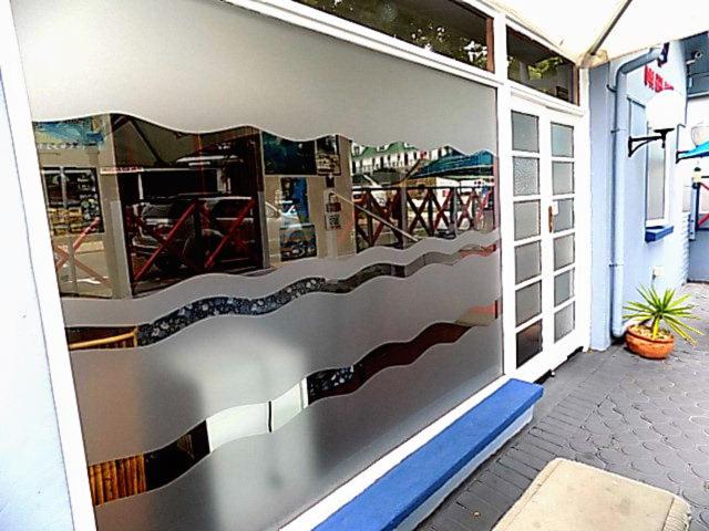 הוסטל Shark Shacks