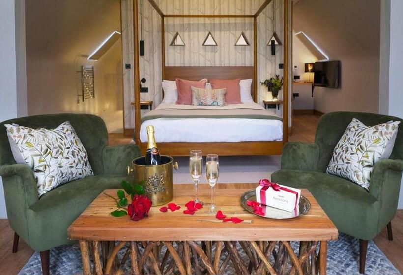 تختخواب و صبحانه Abbots Grange Manor House