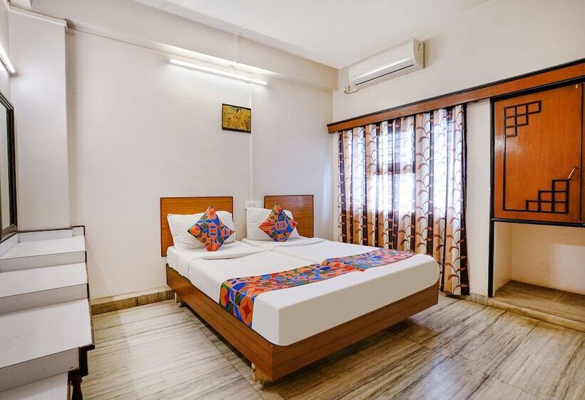 Super Hotel O Padampura Near Railway Station Formerly Shree Maya