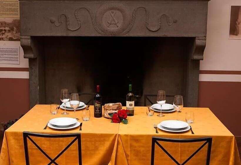 Отель Agriturismo La Topaia