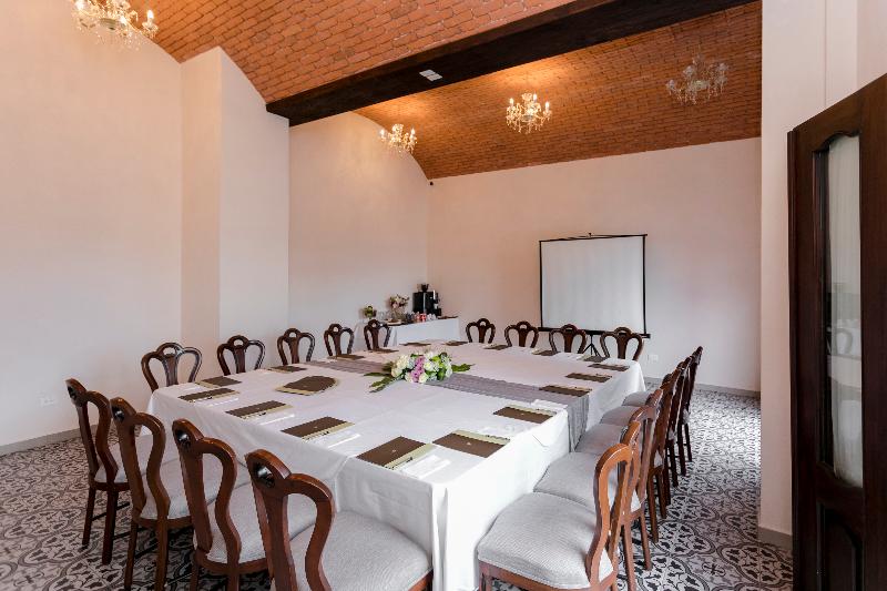 هتل Casona Maria