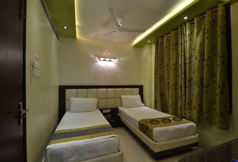 Fotos del hotel Central Residency:  12