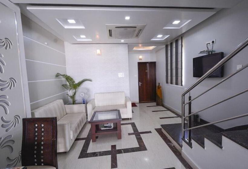 Fotos del hotel Central Residency:  3