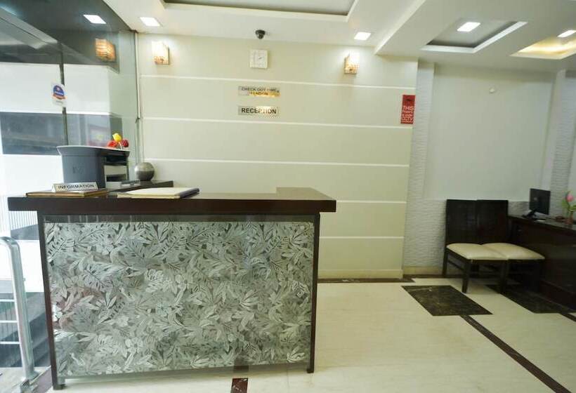 Fotos del hotel Central Residency:  30