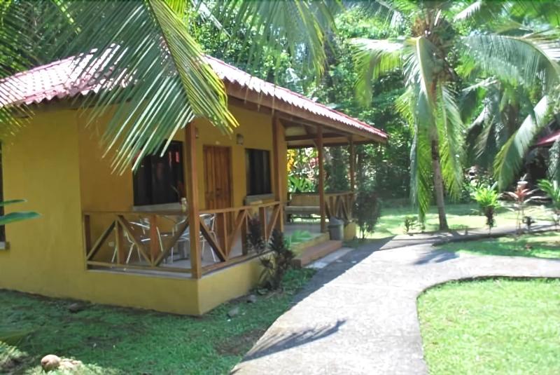 هتل El Pizote Lodge