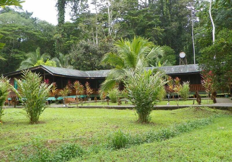 هتل El Pizote Lodge
