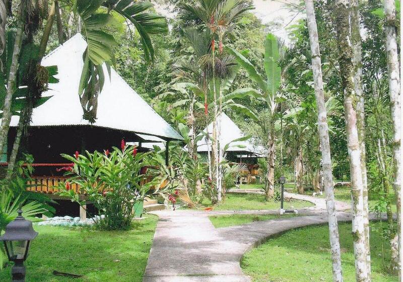 هتل El Pizote Lodge