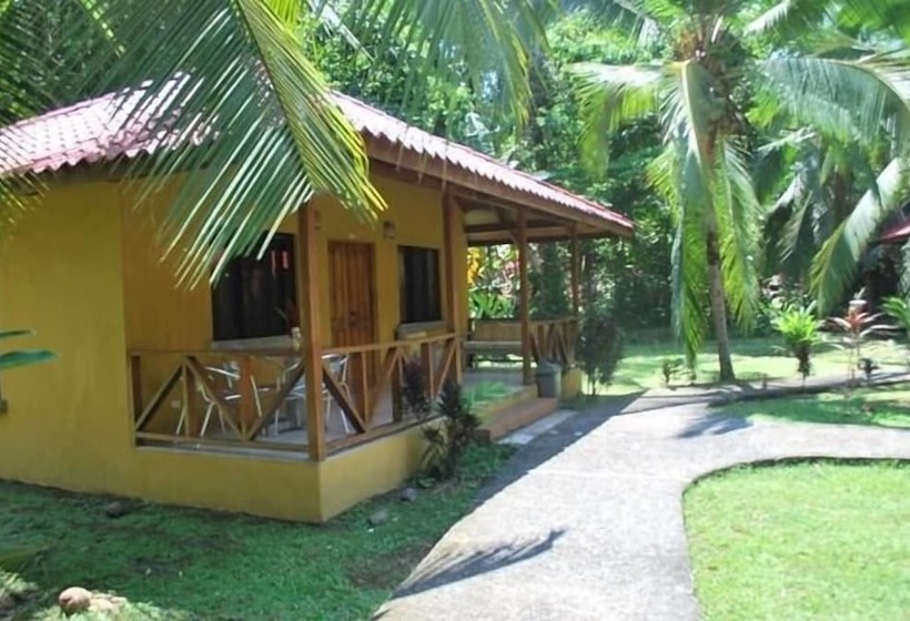هتل El Pizote Lodge