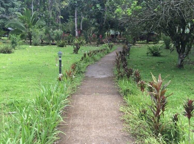 هتل El Pizote Lodge