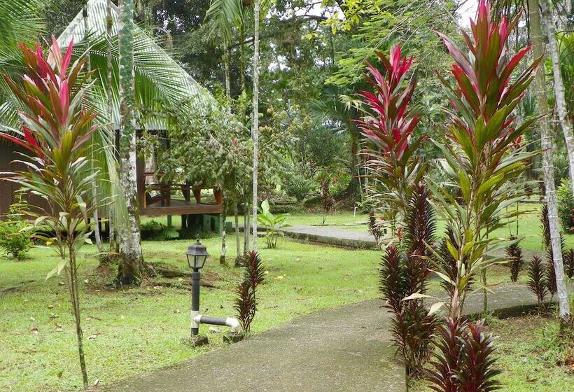 هتل El Pizote Lodge
