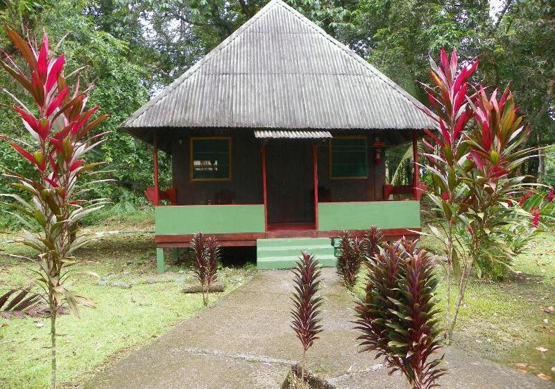 هتل El Pizote Lodge