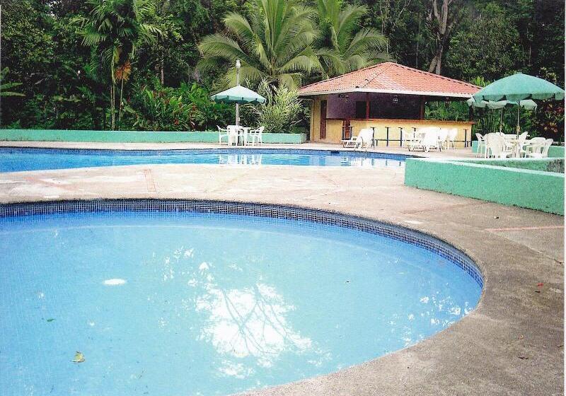 هتل El Pizote Lodge