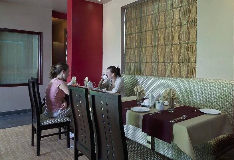 Fotos del hotel Heritage Inn:  48