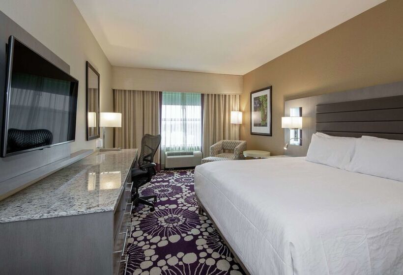 هتل Hilton Garden Inn Raleigh /crabtree Valley