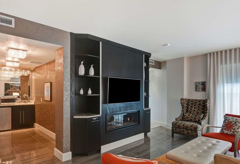 هتل Hilton Garden Inn Raleigh /crabtree Valley