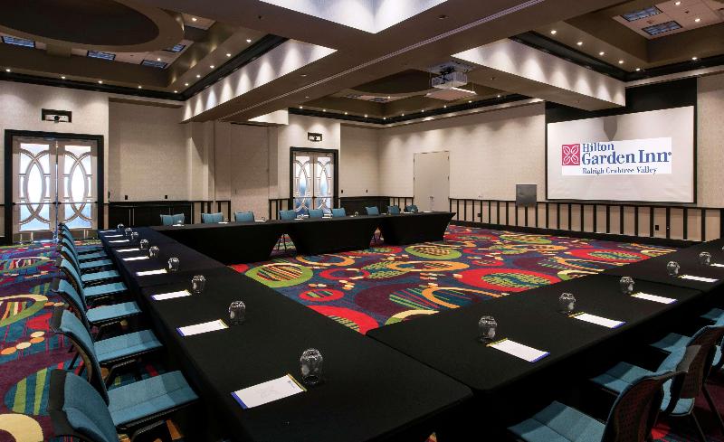 هتل Hilton Garden Inn Raleigh /crabtree Valley