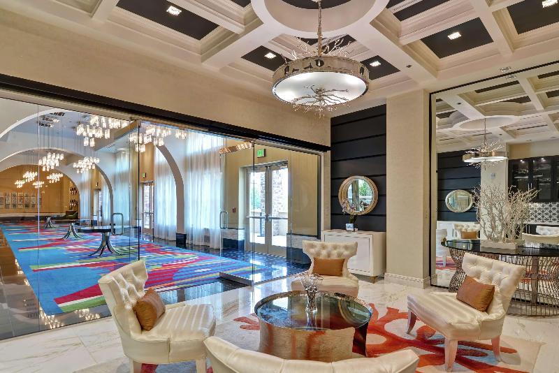 هتل Hilton Garden Inn Raleigh /crabtree Valley