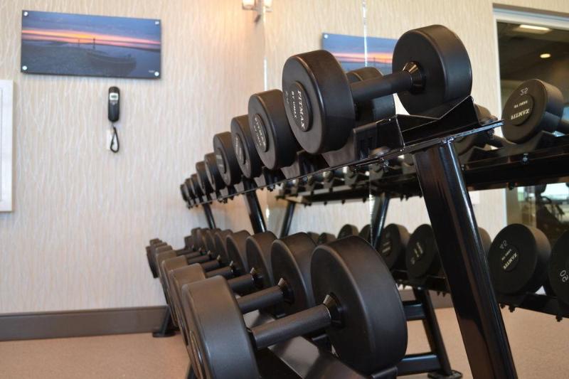 فندق Holiday Inn Express & Suites Cold Lake, An Ihg