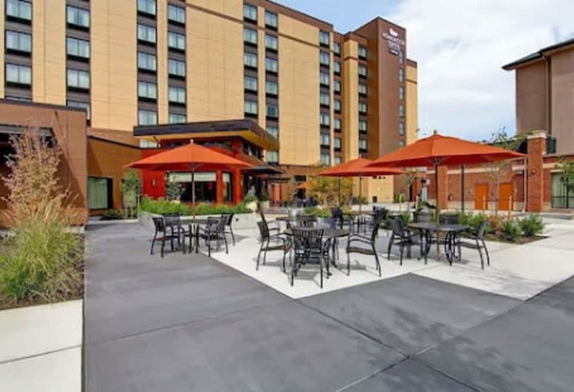 هتل Homewood Suites By Hilton Seattleissaquah