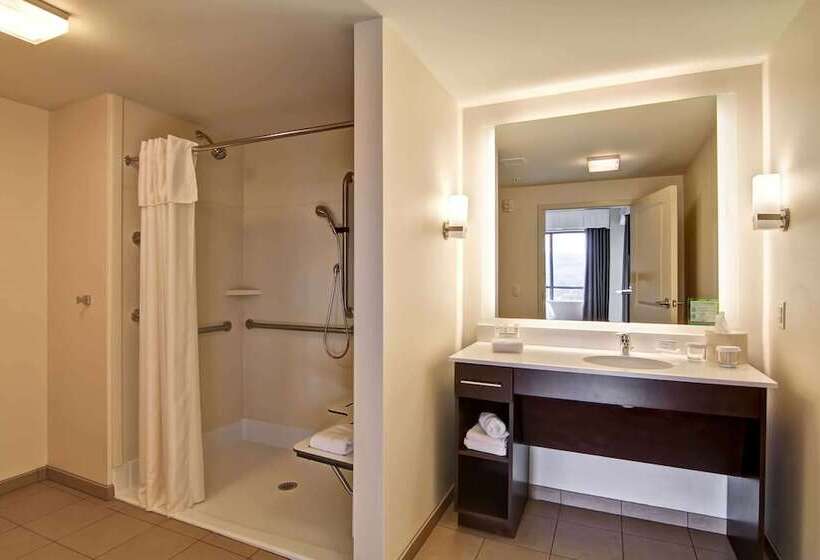 هتل Homewood Suites By Hilton Seattleissaquah