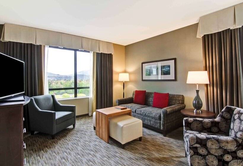 هتل Homewood Suites By Hilton Seattleissaquah