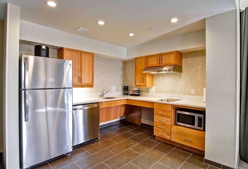 هتل Homewood Suites By Hilton Seattleissaquah