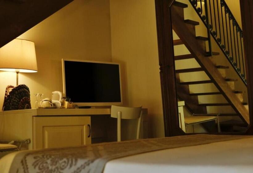 هتل Inghirios Wellness Country Resort