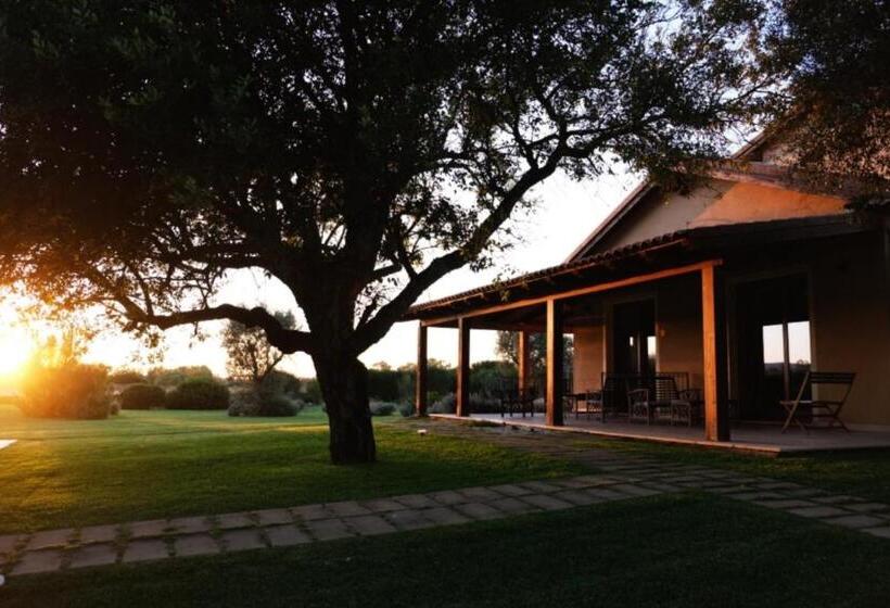 هتل Inghirios Wellness Country Resort