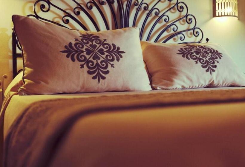 هتل Inghirios Wellness Country Resort