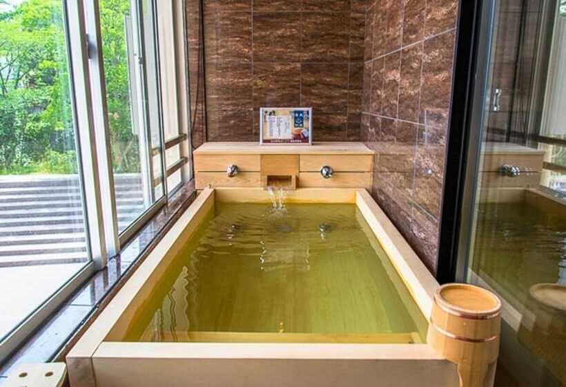 هتل Livemax Resort Kaga Yamashiro