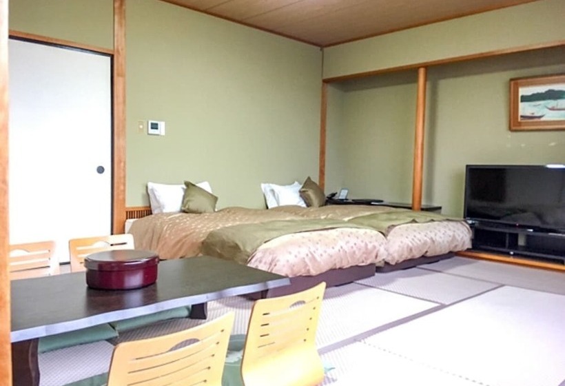 هتل Livemax Resort Kaga Yamashiro