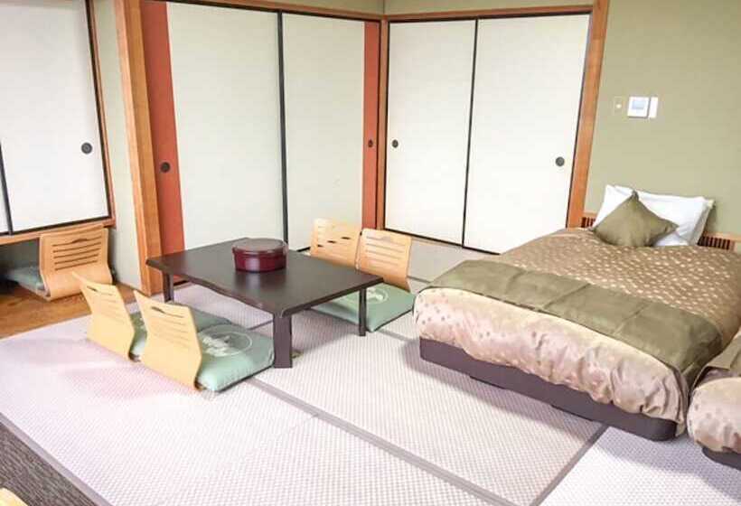 هتل Livemax Resort Kaga Yamashiro