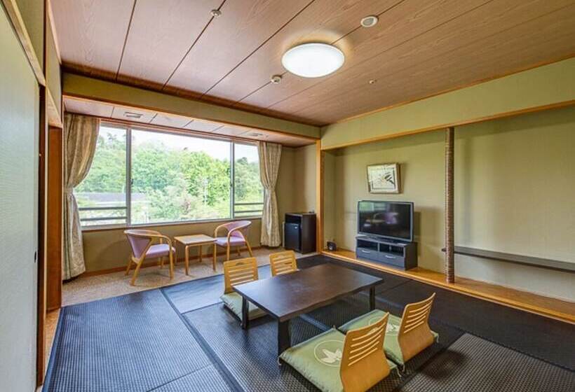 هتل Livemax Resort Kaga Yamashiro