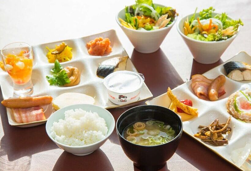 هتل Livemax Resort Kaga Yamashiro
