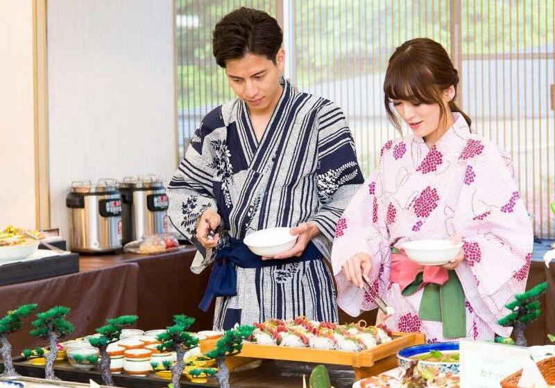 هتل Livemax Resort Kaga Yamashiro