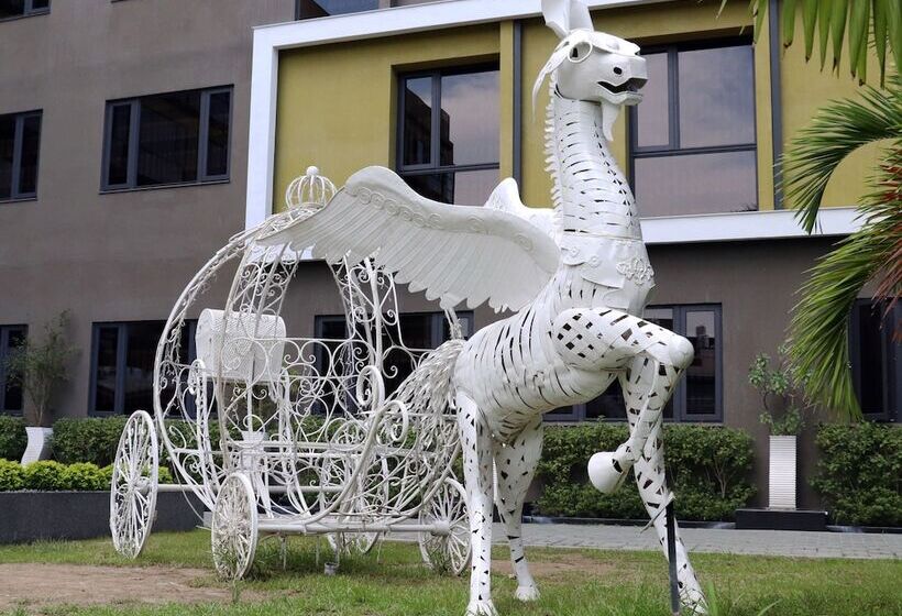 هتل Look Royal Resort