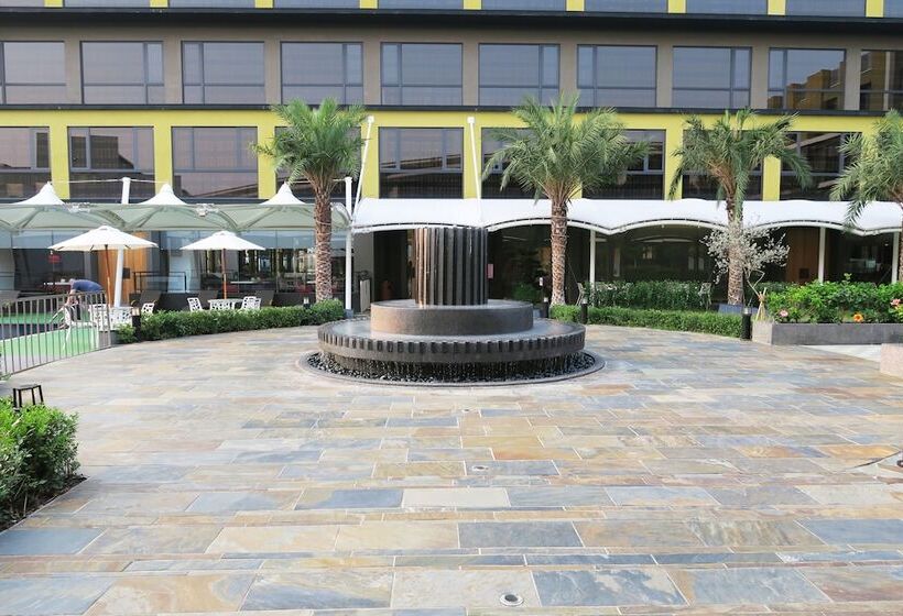 هتل Look Royal Resort