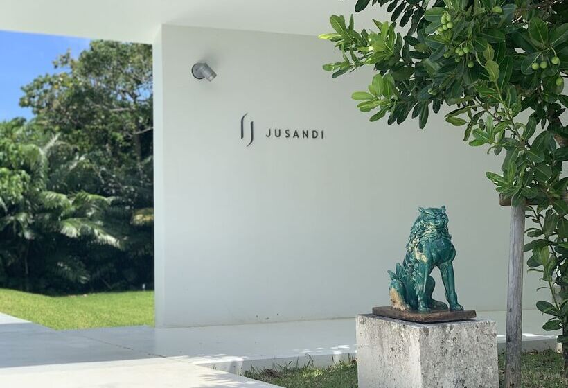 هتل Jusandi