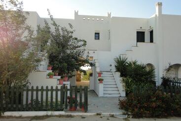 Fotos del hotel Vavoulas Village:  2