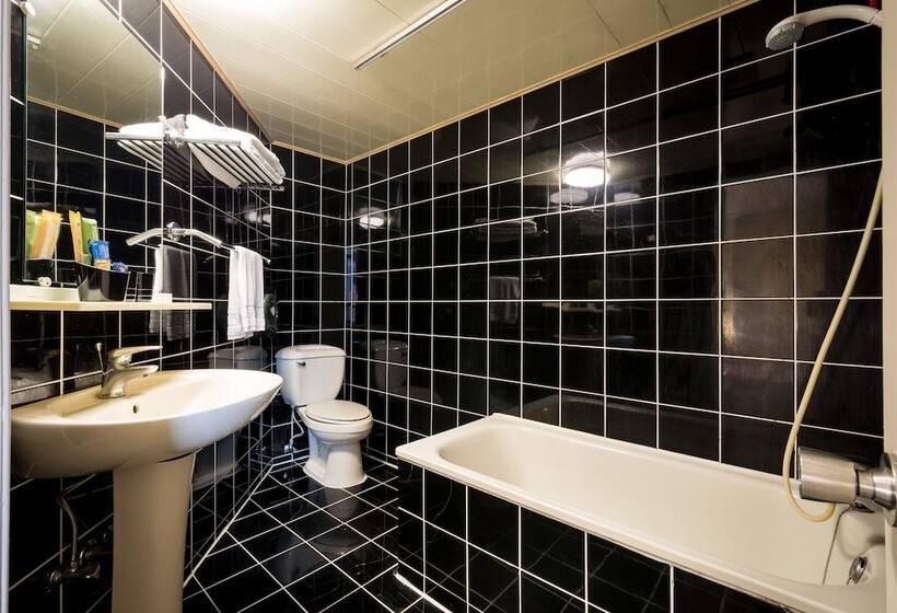 هتل Win Inn Tainan  Ii