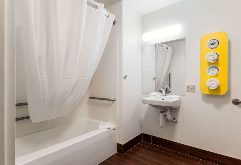 Motel 6 Wilkes Barre Arena