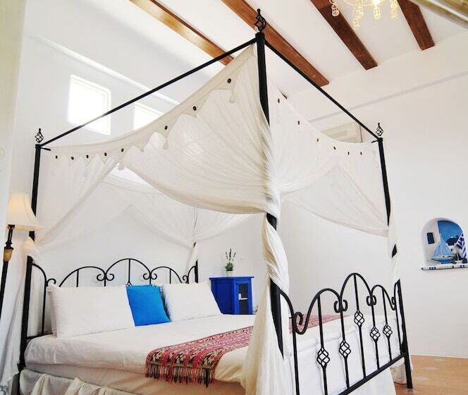 پانسیون Greek Frontier Villa